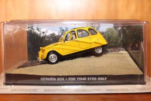 JAMES BOND 007 CAR COLLECTION No 5 Citroen 2CV  - For Your Eyes Only - Cracked Display Case