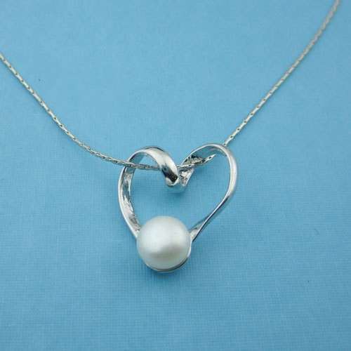 8-9 mm pearl Pendant