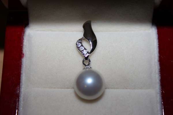 10 mm southeast Asia Shell pearl Pendant