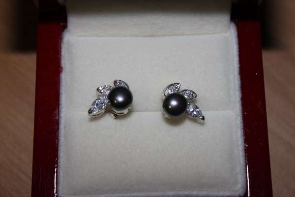6-7mm Pearl earrings