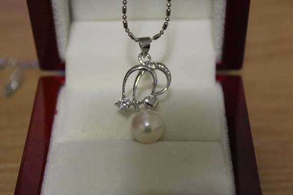 9-10mm pearl Pendant