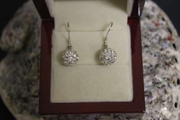 fashion earrings