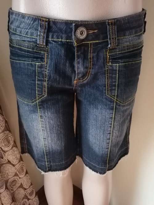 Ladies denim shorts