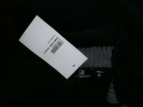 Black Zipped cardigan With Grey Trimming