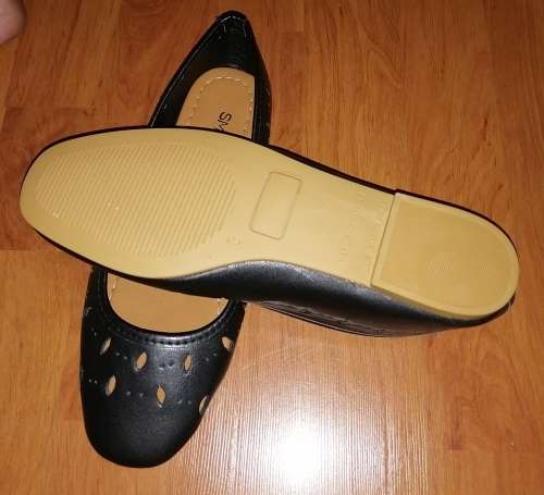 Black Pumps