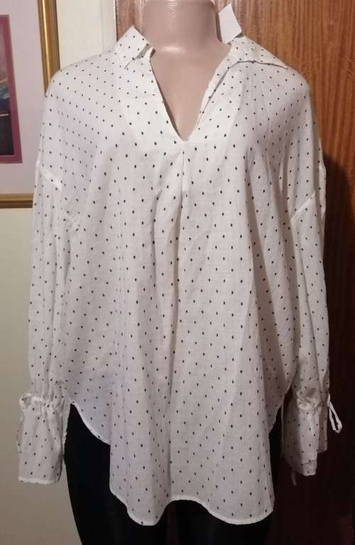 Black Polka Dot White Top