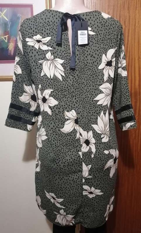 Olive Green Flower Dress With 3/4 Sleeves