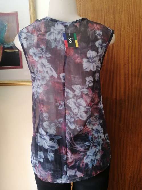 Chiffon Red and Grey Floral Top