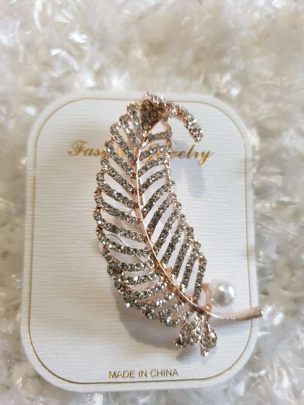 Faux Pearl Feather Brooch