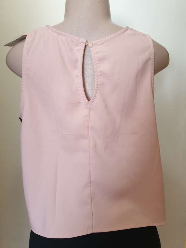 Free 2BU Light Pink Top With Black Sides