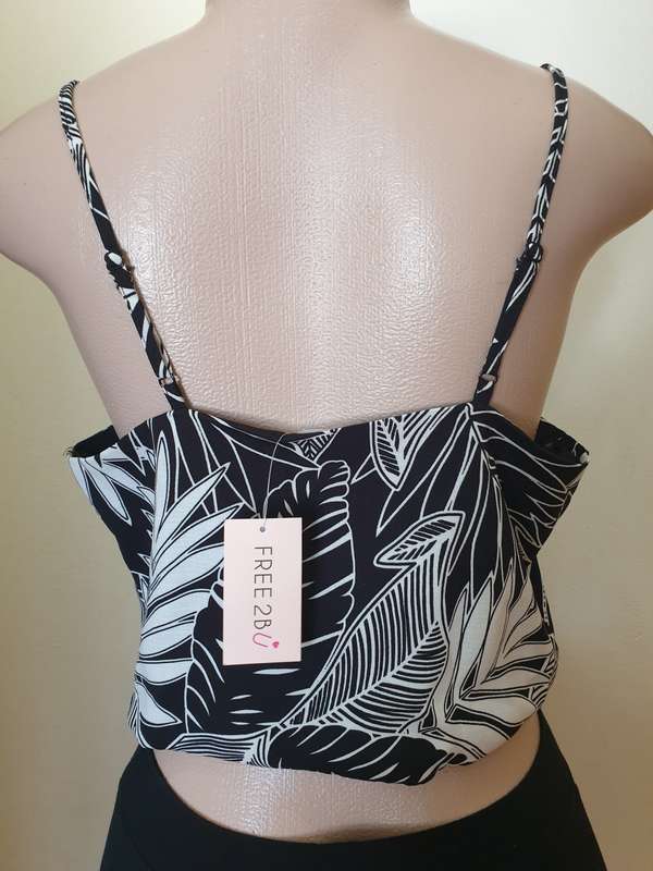Free 2BU Black and White Tropicana Top