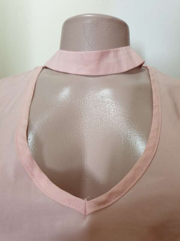 Pale Pink Sleeveless Chocker Blouse