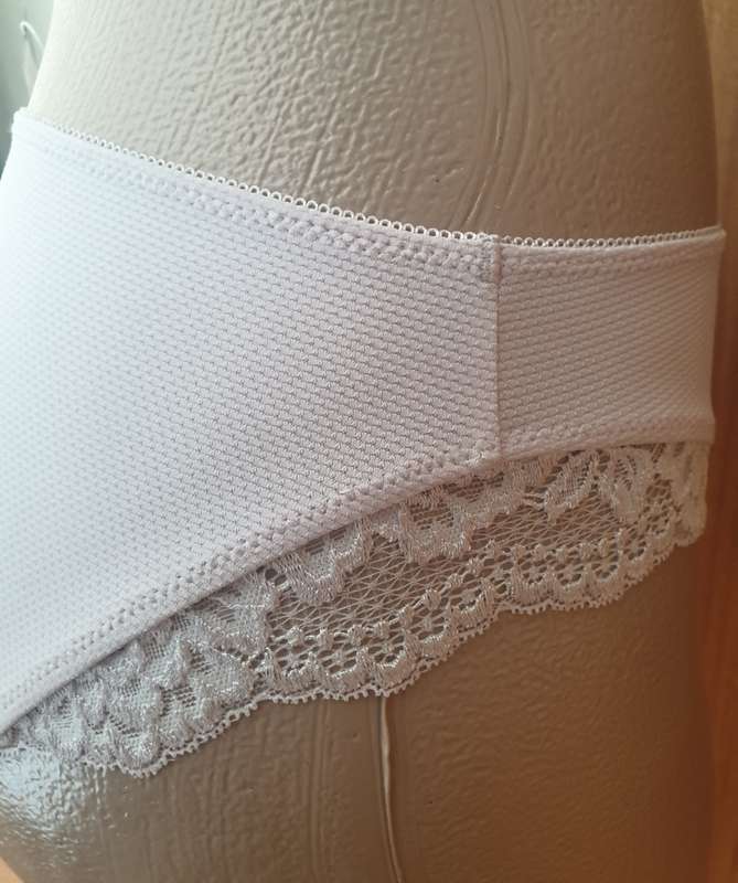 Natural Textured Lace Trim Hi Leg Panties