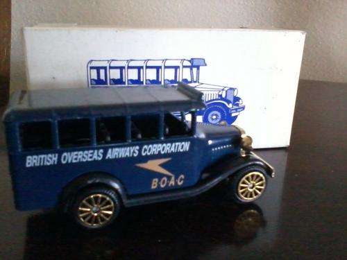 CORGI 'BRITISH OVERSEAS AIRWAYS CORPORATION' (B.O.A.C.)
