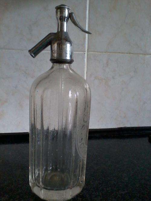 SCHWEPPES SODA SYPHON