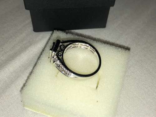 JAW DROPPING [R79855] INVISIBLE [VS] DESIGN [1.505ct] DIAMOND RING [4.992g] WHITE GOLD