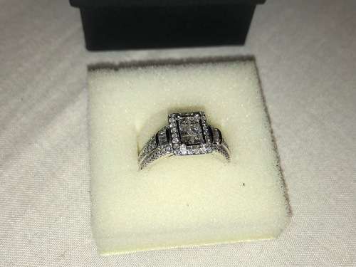 JAW DROPPING [R79855] INVISIBLE [VS] DESIGN [1.505ct] DIAMOND RING [4.992g] WHITE GOLD