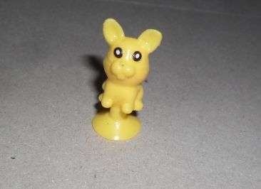 YELLOW BUNNY STIKEEZ ( IMPORT )