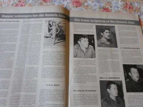 PARATUS MAGAZINE AUG 1982 ( SAP - GRENS , 701 BN , REG VRYSTAAT , HONORIS CRUX RECIPIENTS )