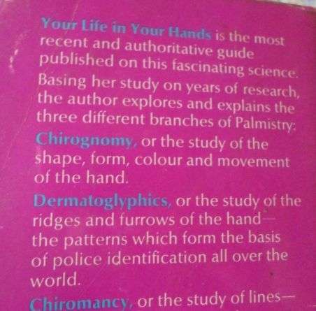 A MODERN GUIDE TO PALMISTRY - YOUR LIFE IN YOUR HANDS - BERYL HUTCHINSON