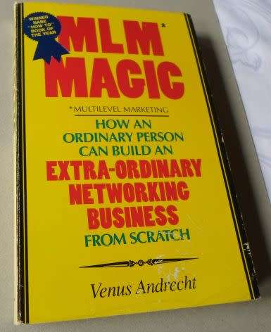 MLM MAGIC - HOW AN ORDINARY PERSON CAN BUILD AN EXTRA-ORDINARY NETWORKING BUSINESS FROM SCRATCH