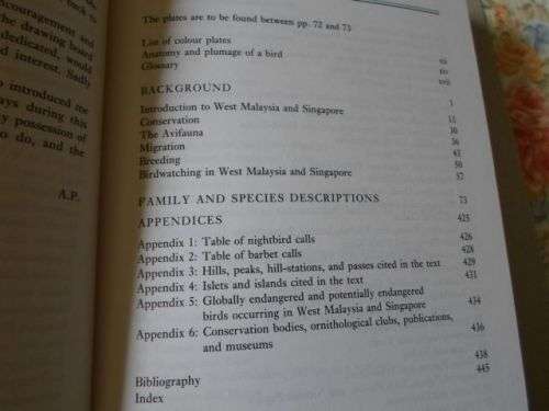 A FIELD GUIDE TO THE BIRDS OF WEST MALAYSIA AND SINGAPORE - ALLEN JEYARAJASINGAM AND ALAN PEARSON