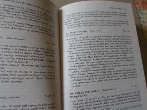 A FIELD GUIDE TO THE BIRDS OF WEST MALAYSIA AND SINGAPORE - ALLEN JEYARAJASINGAM AND ALAN PEARSON