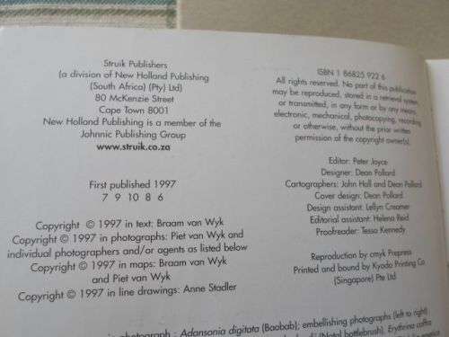 FIELD GUIDE TO TREES OF SOUTHERN AFRICA - BRAAM VAN WYK & PIET VAN WYK