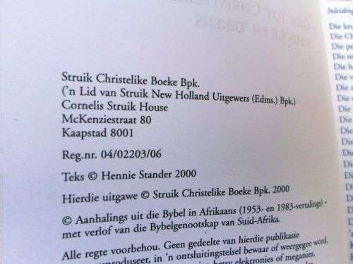 SIMBOLE - VEILIG OF GEVAARLIK ? - N' GIDS TO CHRISTELIKE SIMBOLE EN TEKENS - HENNIE STANDER