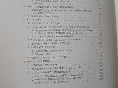 LOOKING AT SOUTH AFRICAN ART - FRIEDA HARMSEN ( FIRST INSIDE PAGE REMOVED )