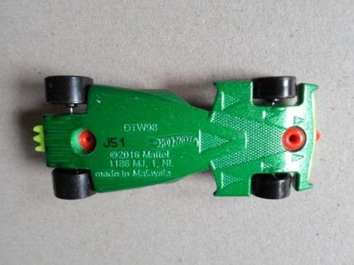 RACER - HOT WHEELS