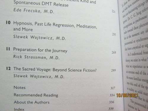 INNER PATHS TO OUTER SPACE - JOURNEYS TO ALIEN WORLDS THROUGH PSYCHEDELICS AND OTHER SPIRITUAL TEC..