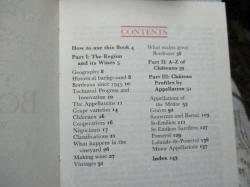 DAVID PEPPERCORN`S POCKET GUIDE TO - THE WINES OF BORDEAUX - MITCHELL BEAZLEY ( HUGH JOHNSON INTRO )