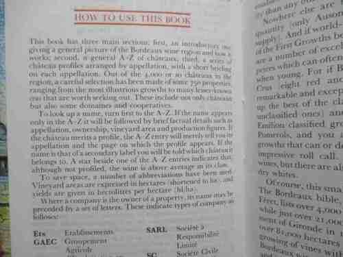 DAVID PEPPERCORN`S POCKET GUIDE TO - THE WINES OF BORDEAUX - MITCHELL BEAZLEY ( HUGH JOHNSON INTRO )