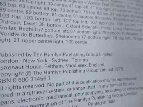 BUTTERFLIES - PAUL WHALLEY - HAMLYN NATURE GUIDES