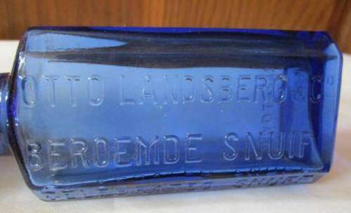 ATTRACTIVE OTTO LANDSBERG CAPE TOWN - ` BEROEMDE SNUIF / CELEBRATED SNUFF`  BLUE BOTTLE