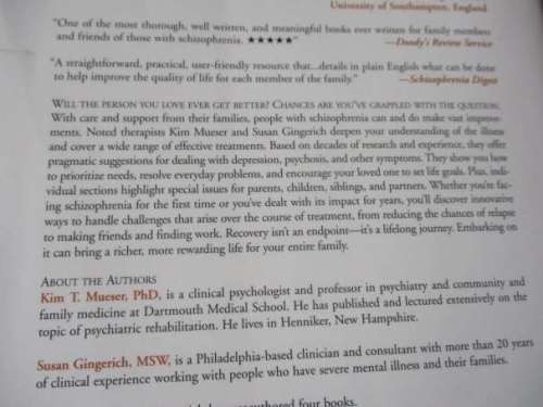 THE COMPLETE FAMILY GUIDE TO SCHIZOPHRENIA - KIM T MUESER PhD and SUSAN GINGERICH MSW