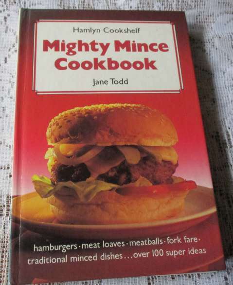 MIGHTY MINCE COOKBOOK - JANE TODD - HAMLYN COOKSHELF