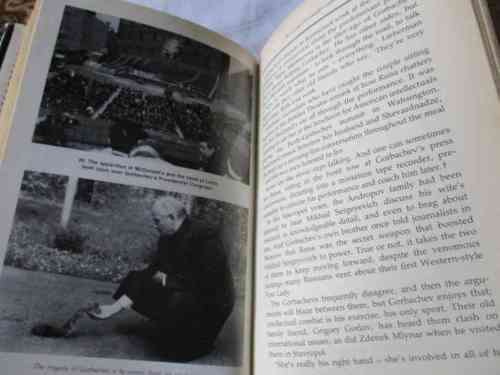 GORBACHEV - THE MAKING OF THE MAN WHO SHOOK THE WORLD - GAIL SHEEHY