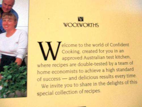 CHEESECAKES , PAVLOVAS AND LUSCIOUS DESSERTS - NEW STEP-BY-STEP - WOOLWORTHS