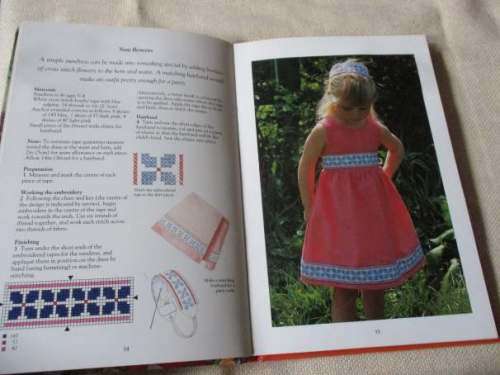 EASY TO CROSS STITCH - 35 GIFT IDEAS FOR FAMILY AND FRIENDS - GAIL LAWTHER