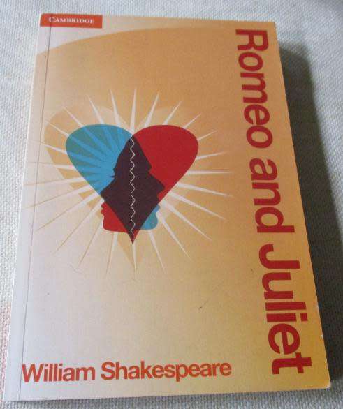 ROMEO AND JULIET - WILLIAM SHAKESPEARE - CAMBRIDGE