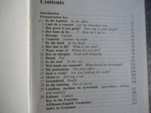 TEACH YOURSELF AFRIKAANS - H VAN SCHALKWYK
