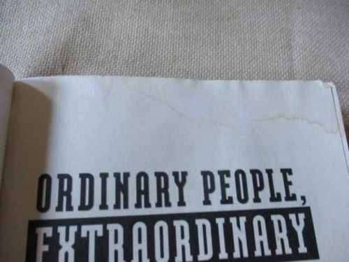 ORDINARY PEOPLE, EXTRAORDINARY WEALTH - RIC EDELAN ( LIGHT STAIN ON SOME PAGES )