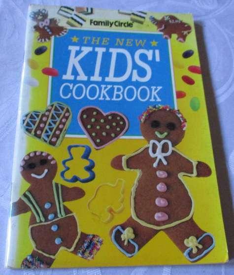 THE NEW KIDS COOKBOOK - FAMILY CIRCLE