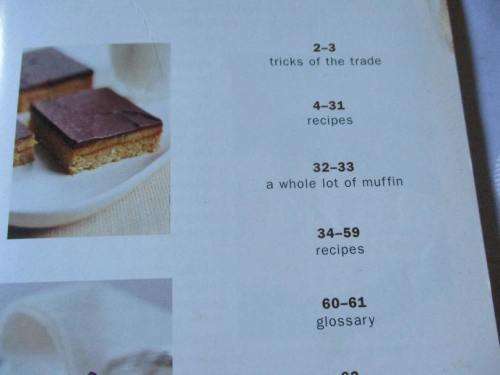 WOMEN`S WEEKLY CAFE CAKES