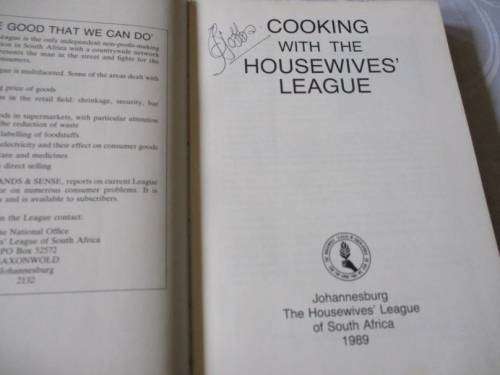 COOKING WITH THE HOUSEWIVE`S LEAGUE