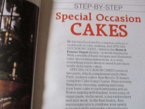 STEP-BY-STEP SPECIAL OCCASION CAKES - ANN NICOL`S EASY-TO-FOLLOW CAKE ICING COURSE