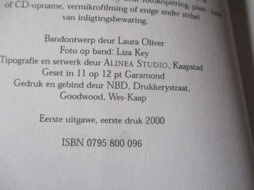 DOMEIN VAN GLAS - HENK VAN WOERDEN SOOS VERTAAL DEUR ANTJIE KROG ( DIMITRI TSAFENDAS )