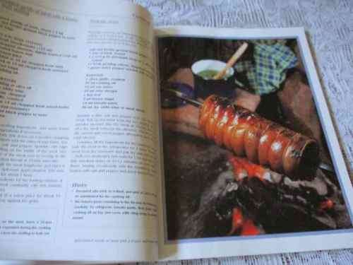 SOUTH AFRICAN OUTDOOR COOKING - DEONA TAIT
